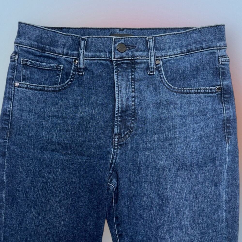 EXPRESS Women’s 8 MID RISE SKINNY Blue Jeans